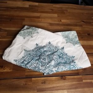 Pair of 24x24 Pottery Barn Pillow Covers